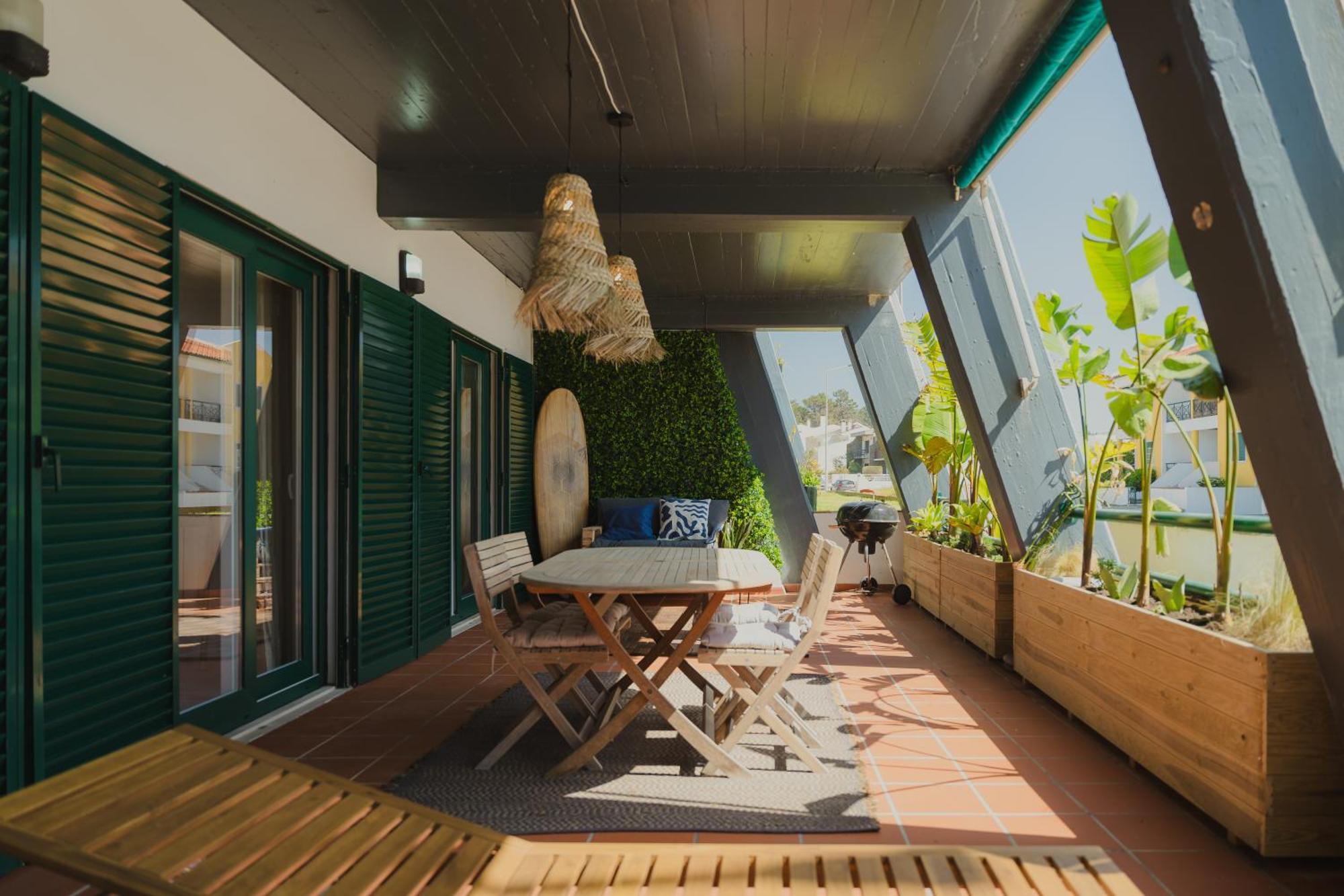 Surf Guesthouse - 7Min Walk To The Beach Pataias Exterior photo